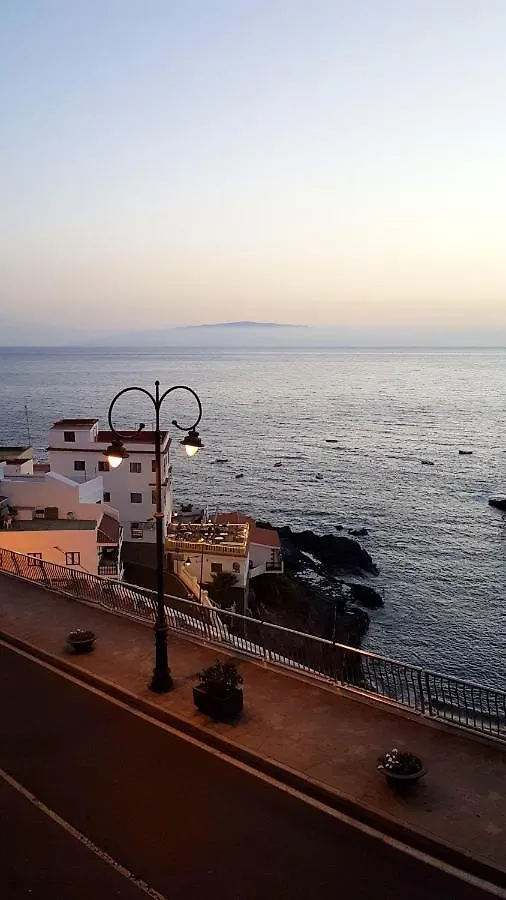 Modern Apartment With Sea View In Santiago Del Teide - 40 Sqm + Balcony Puerto de Santiago